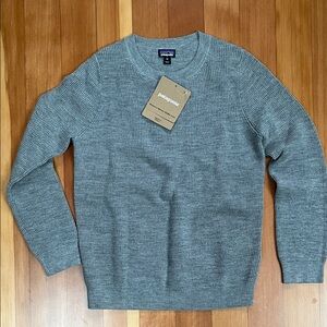 Patagonia women’s merino waffle crew Sweater in Gray XS NWT new